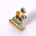 Durable Carved 24K Gold Plated Metal Lapel Pin Badge from Professional Manufacturer